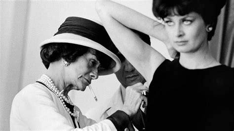 coco chanel rivoluzione|Coco Chanel cosa ha fatto.